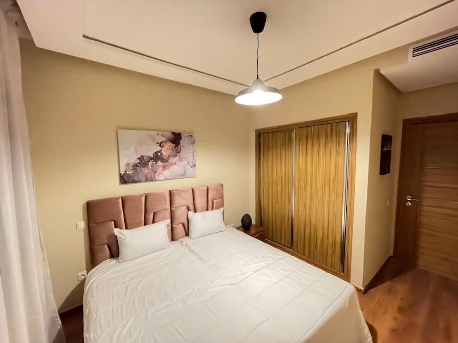 NouaceurChic & Cosy Flat Near Airport Lockbox Fast Wifiアパートメント エクステリア 写真